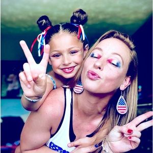 Meet your Posher, Rebecca